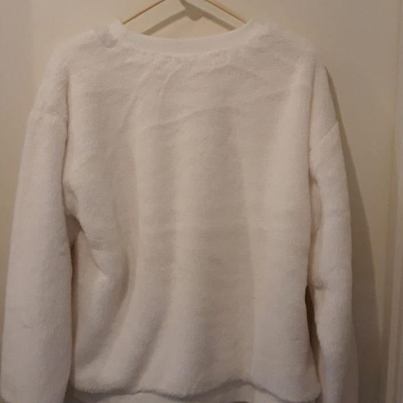 Sweater - Picture 4 of 5